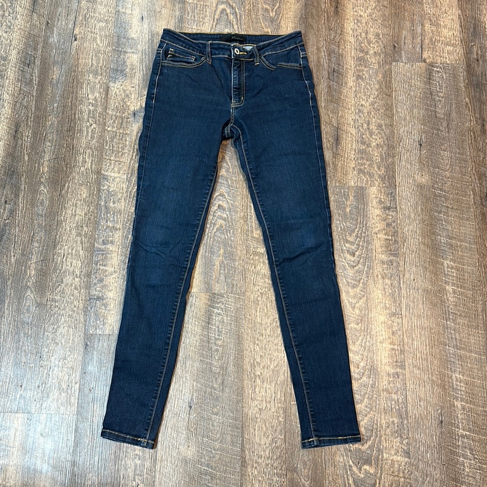 KanCan skinny jeans (Size 28)